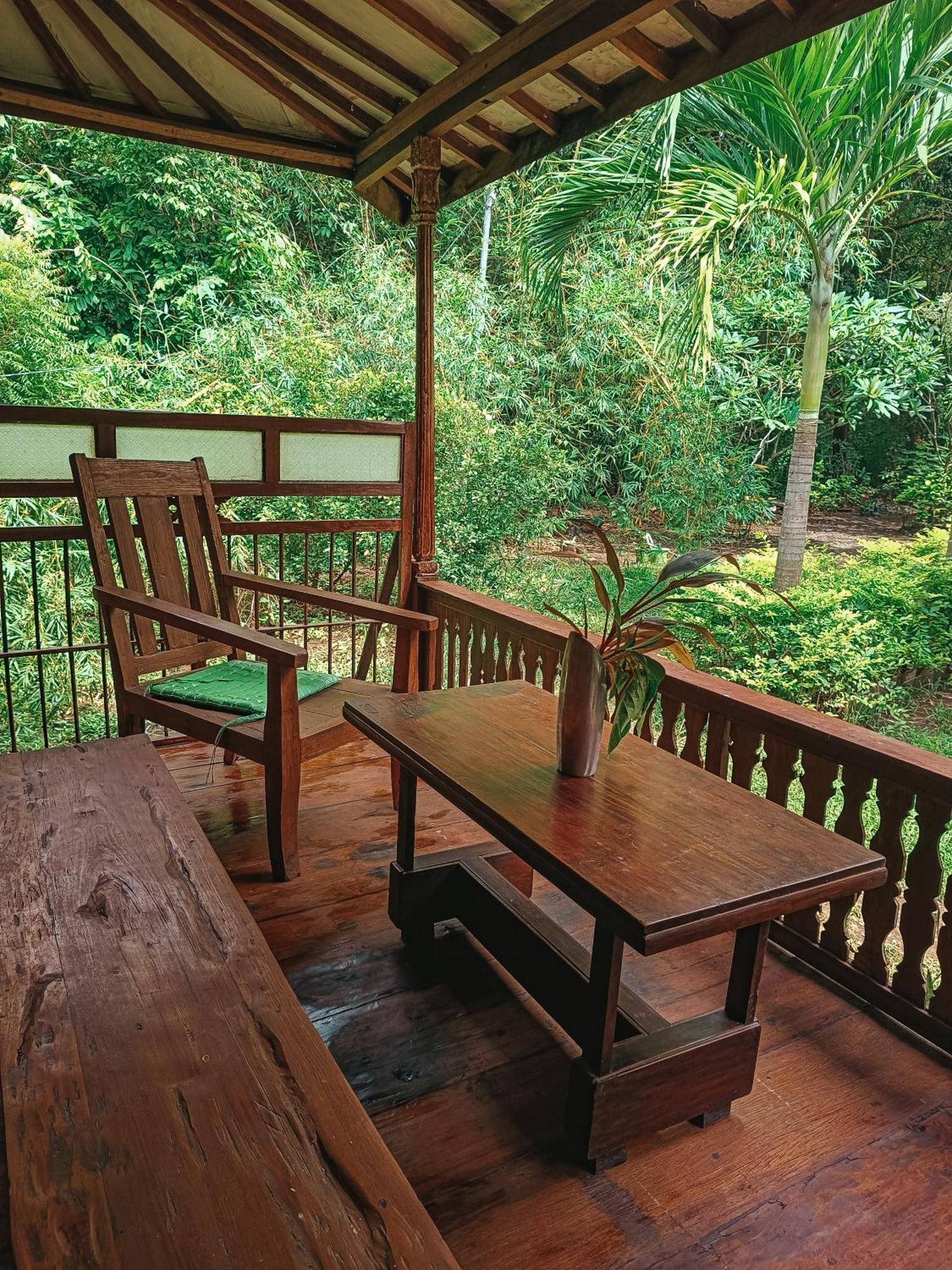 Pemuteran Alaya Ecolodge מראה חיצוני תמונה